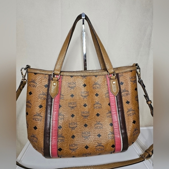 🔹️MCM🔹️ Cognac 2 way tote crossbody/ shoulder bag ✨️🤎 - Picture 2 of 11